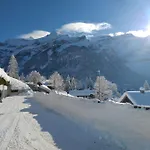Avec Vue Splendide Sur Les Diablerets